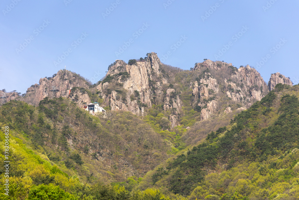Fototapeta premium mountain landscape with mountains