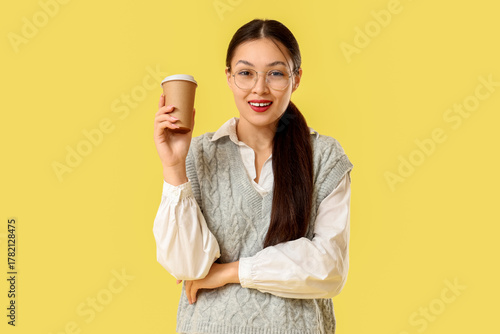 Beautiful young Asian woman...