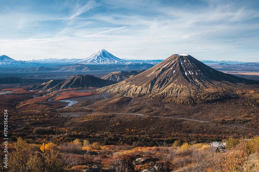 Fototapeta premium Volcanoes named Klyuchevskoi and Kamen