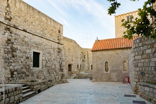 narrow street in the old town of dubrovnik croatia