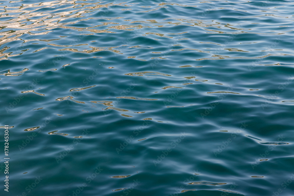 Fototapeta premium blue water ripples