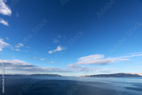 Fototapeta Naklejka Na Ścianę i Meble -  La mer et l'ile de Hvar en Croatie