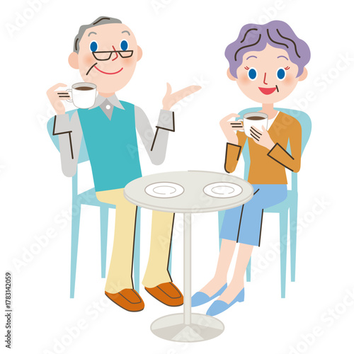 老夫婦が屋外のカフェでコーヒーを飲む様子