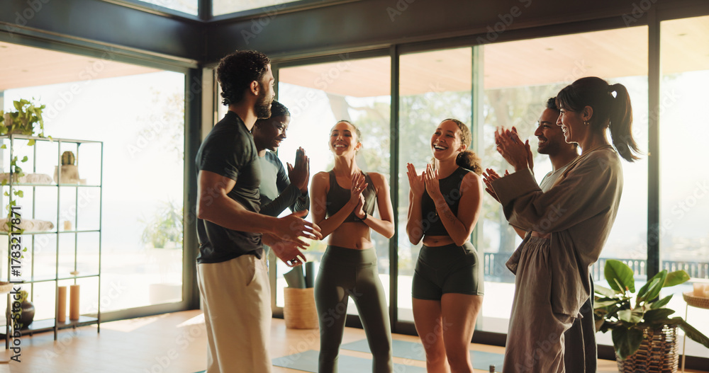 Naklejka premium Fitness, yoga class or people in gym with clap, solidarity or coach recognition in end of training. Pilates, achievement or instructor in studio with applause, gratitude or finish in wellness club.