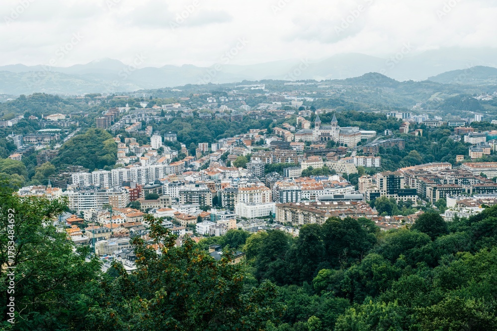 Fototapeta premium Elevated View of Residential Buildings and City Houses in San Sebastian, Donostia, Spain