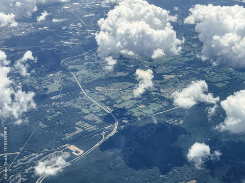 Foto aerial view from airplane window
