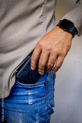 practical modern leather wallet