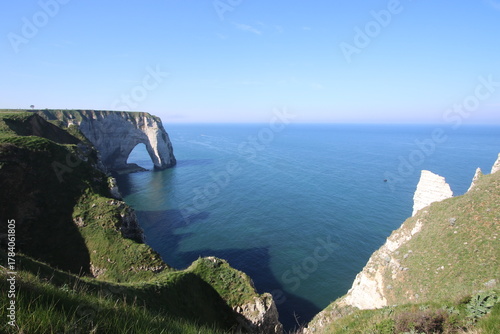 Konstfotografi Falaises et aiguille d’Étretat sur la côte normande