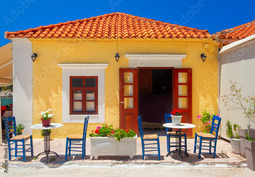 Fototapeta Naklejka Na Ścianę i Meble -  Traditional house at Kefalonia island