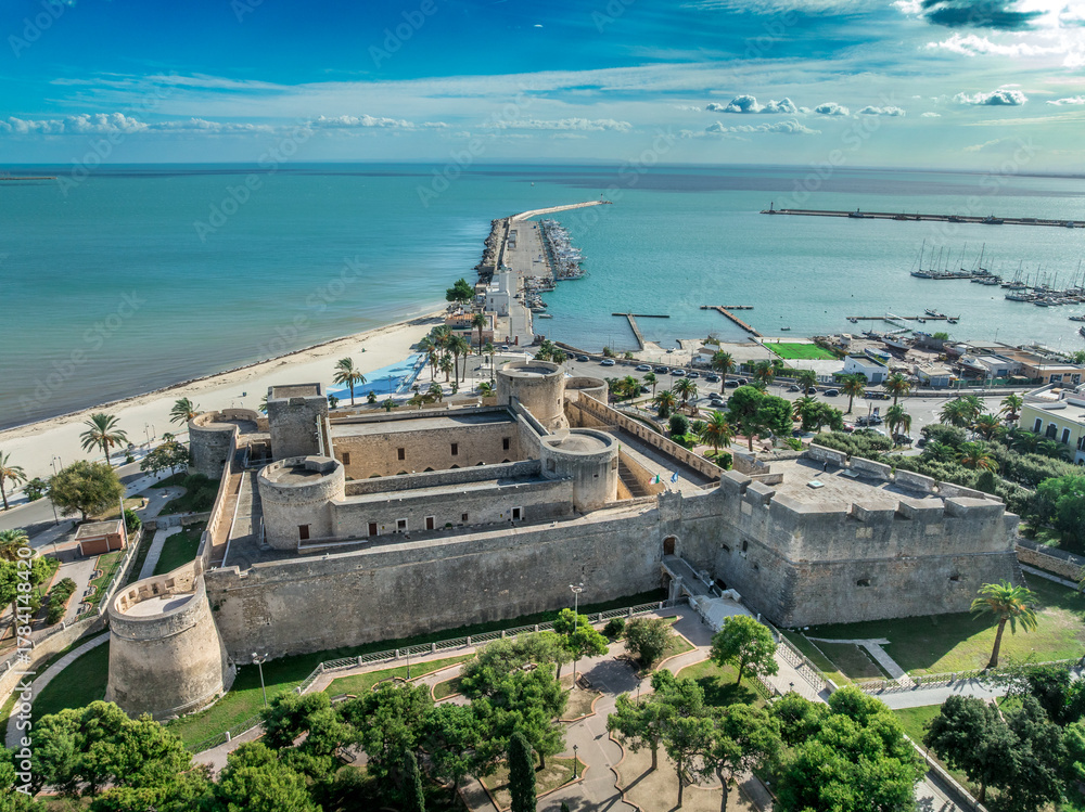 Εκτύπωση καμβά Manfredonia & Castello Svevo-Angioino: A coastal gem in Puglia, Italy, founded b