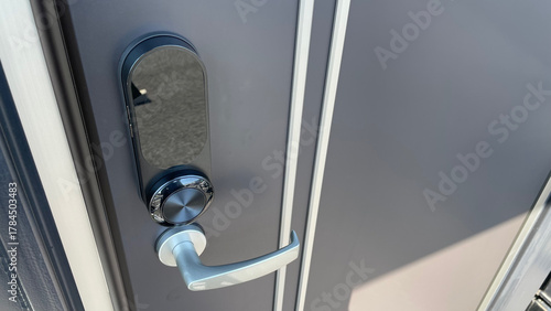 コンテナホテルの電子錠