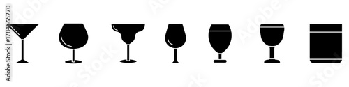 Glasses icon vector set. wineglass illustration sign collection. alcohol symbol. Bar logo.