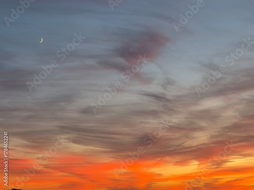 Cielos de atardecer en Octubre 2025