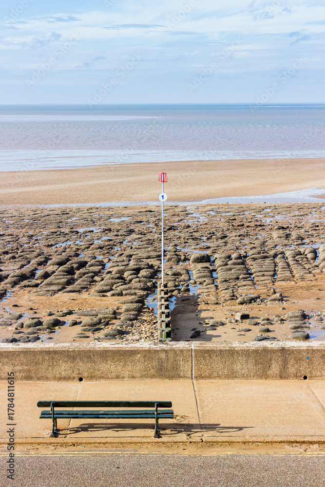 Fototapeta premium Bench on Hunstanton promenade