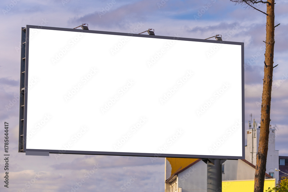 Obraz premium Background for design, white billboards on city streets and along roads