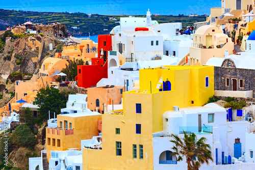 Fototapeta Naklejka Na Ścianę i Meble -  Oia church and house in Santorini, Greece