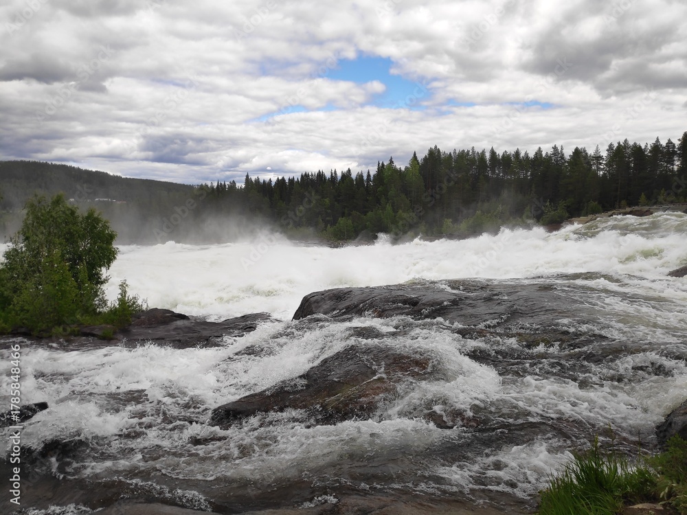 Fototapeta premium river in the mountains