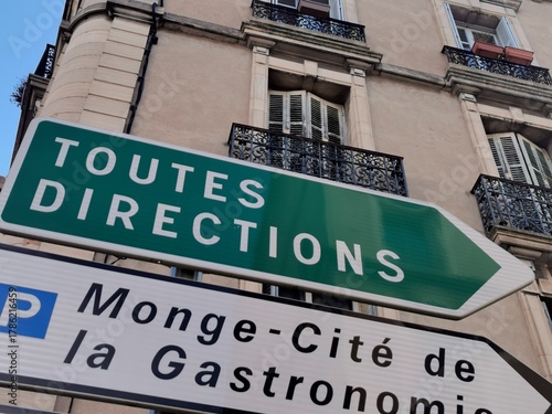 Schild auf Französisch 