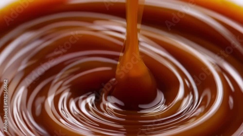 Pouring Caramel Loop