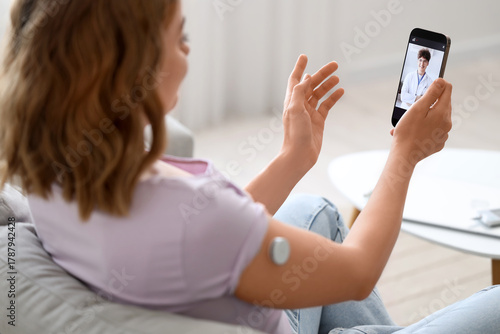 Diabetic young woman with g...