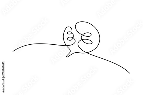 Modern continuous line drawing of message speech bubble icon
