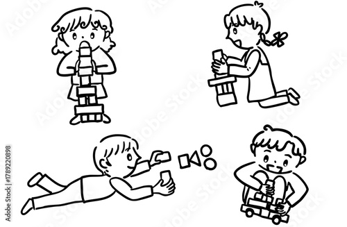 モノクロ、積み木遊びをする子ども達