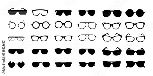 A striking silhouette of a majestic eagle in flight isolated on white background isolated on transparent background