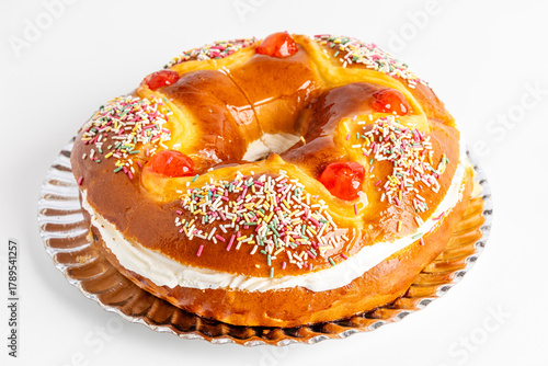 Corona de la Almudena, a typical dessert of Madrid on the 9th of November, which celebrates the Virgin of Almudena