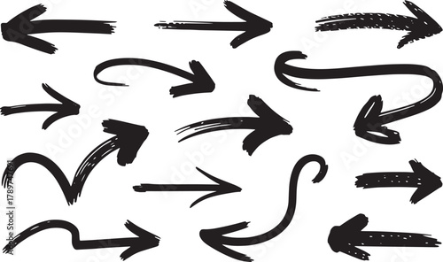Arrow hand drawn grunge style set