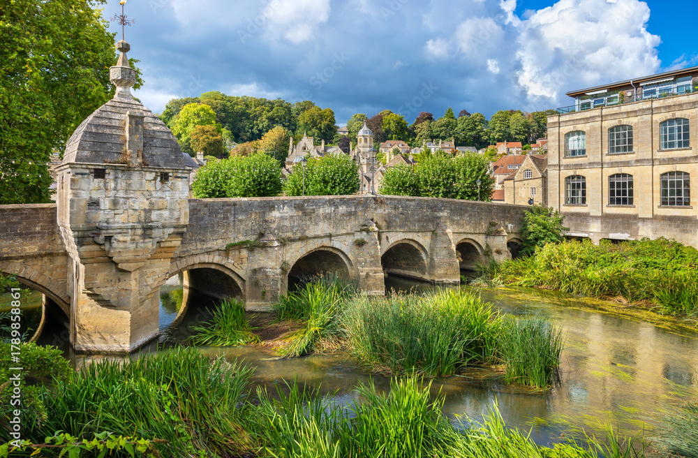 Obraz premium Town Bridge. Bradford on Avon, England