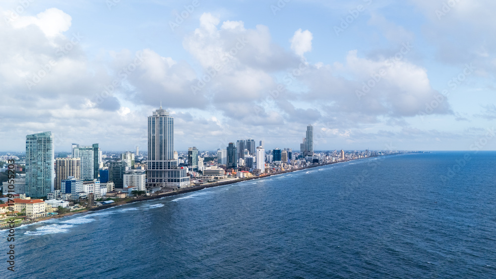 Fototapeta premium View of the Colombo city skyline
