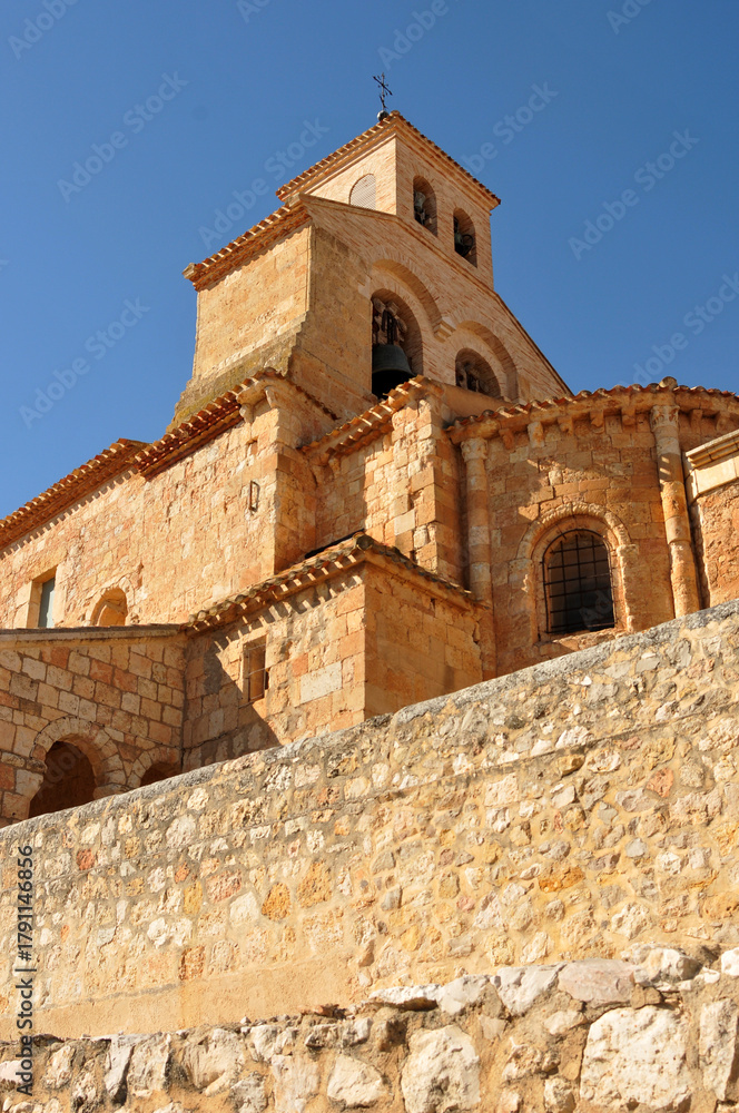 Fototapeta premium San Esteban de Gormaz en Soria. España