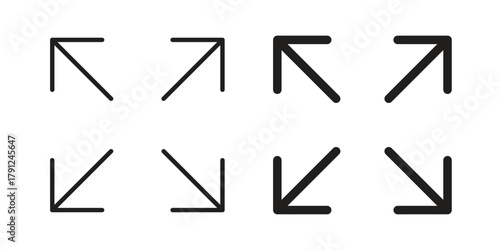 Expand icons in outline, flat style. Vector EPS