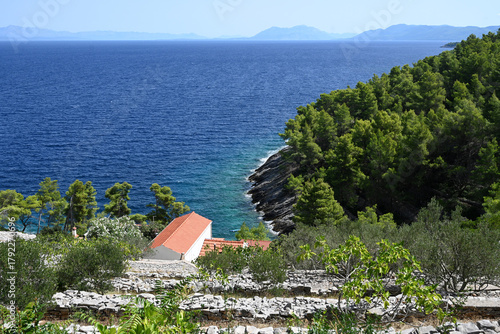 Fototapeta Naklejka Na Ścianę i Meble -  Houses by the sea in the Adriatic island