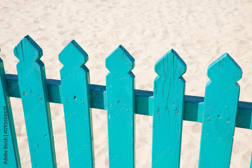 Fototapeta premium Detail of a green wooden fence