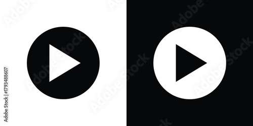 Play icon solid style collection. flat style symbols