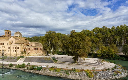 Obraz na plátně Rome, Italy, boat-shaped Tiber Island (Insula Tiberina)