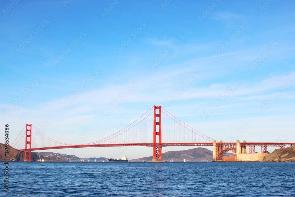 Fototapeta premium Golden Gate Strait