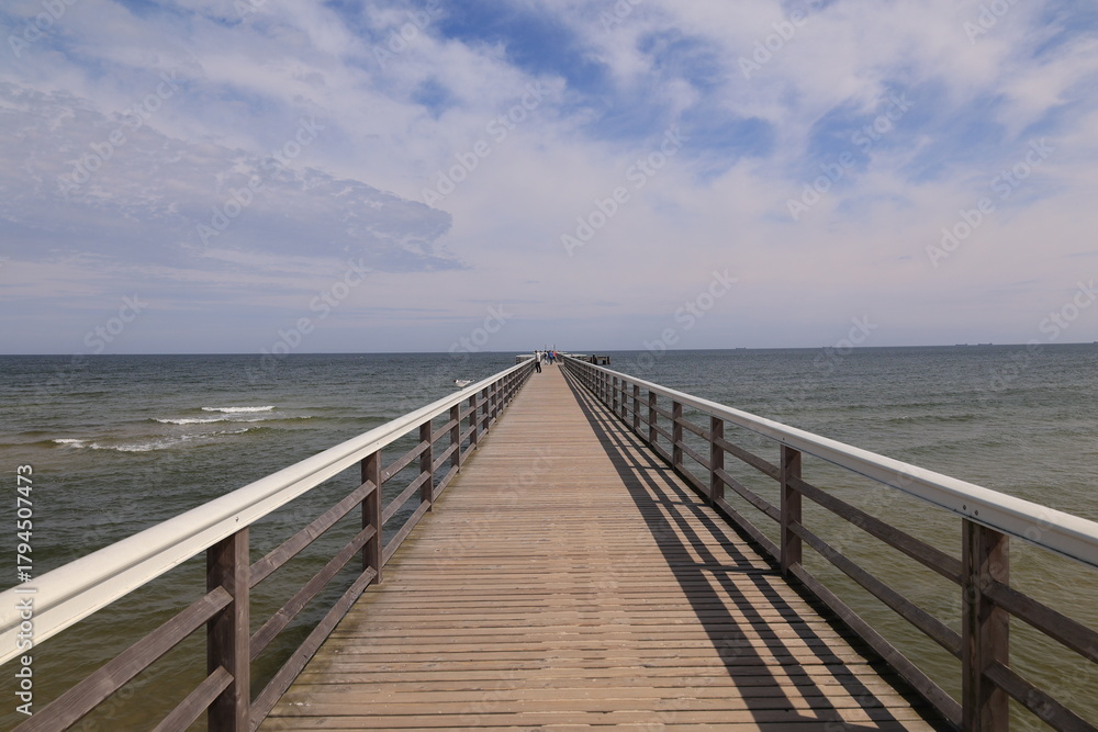 Obraz premium Impressionen aus Ahlbeck, einem Ortsteil der Gemeinde Heringsdorf auf der Insel Usedom 