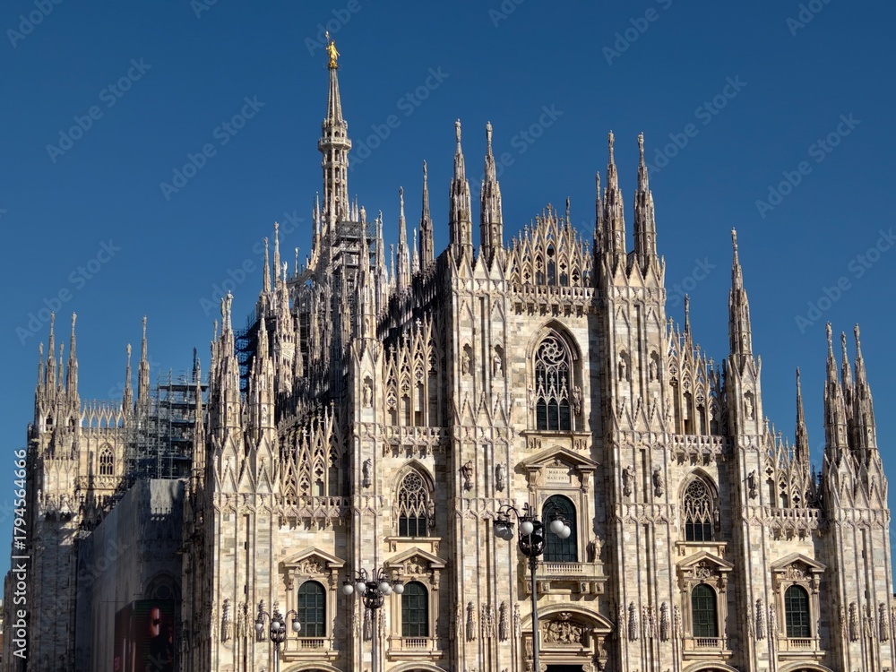 Fototapeta premium magnificent Gothic Duomo di Milano (Milan Cathedral)