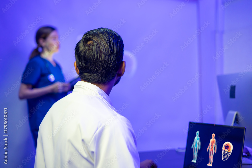 Obraz premium audiance indian man doctor, Medical Training Presentation. Hospital Medical Research. nurse and healthcare professional meeting sitting boardroom, Planning and brainstorming health