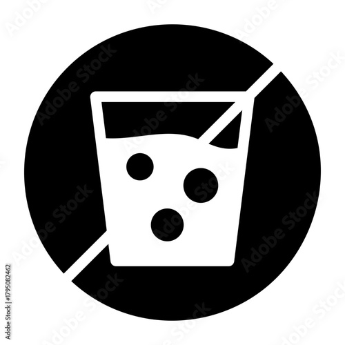 No Drinks Permitted Icon for Ramadan Fasting Period Icon. Minimalist Glyph Symbol Prohibiting Liquids and Beverages, Ideal for Islamic Holy Month Guidelines, or Restaurant Signage.