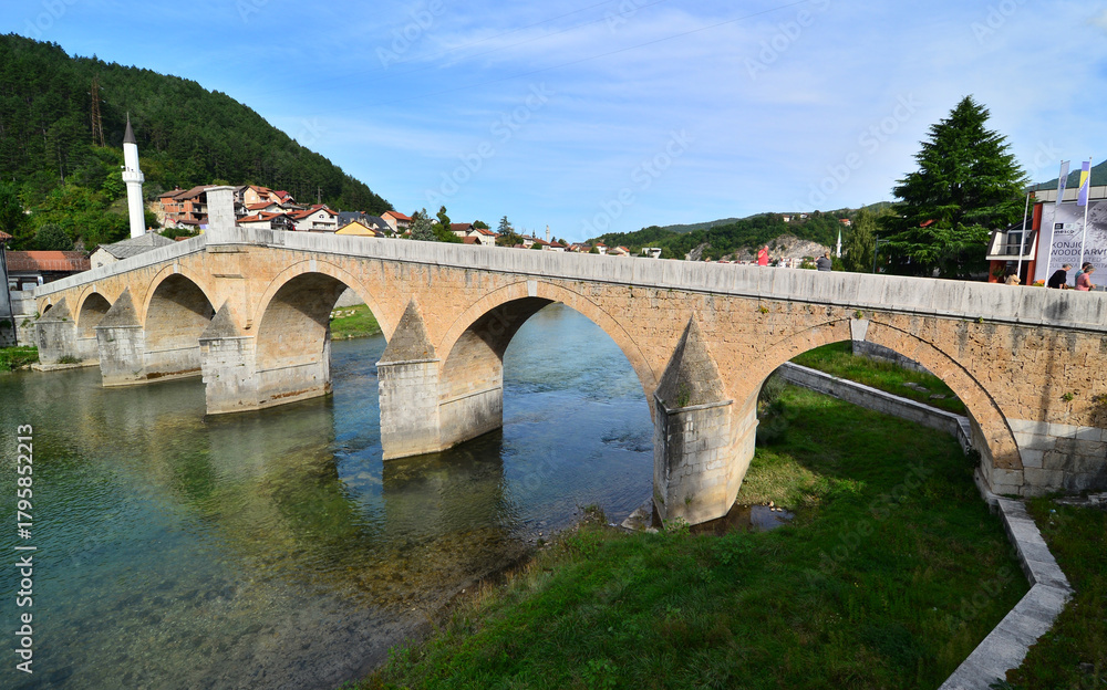 Fototapeta premium The historic Stone Bridge in Konjic, Bosnia and Herzegovina, was built in 1685 during the Ottoman period. It is the city's most important historical