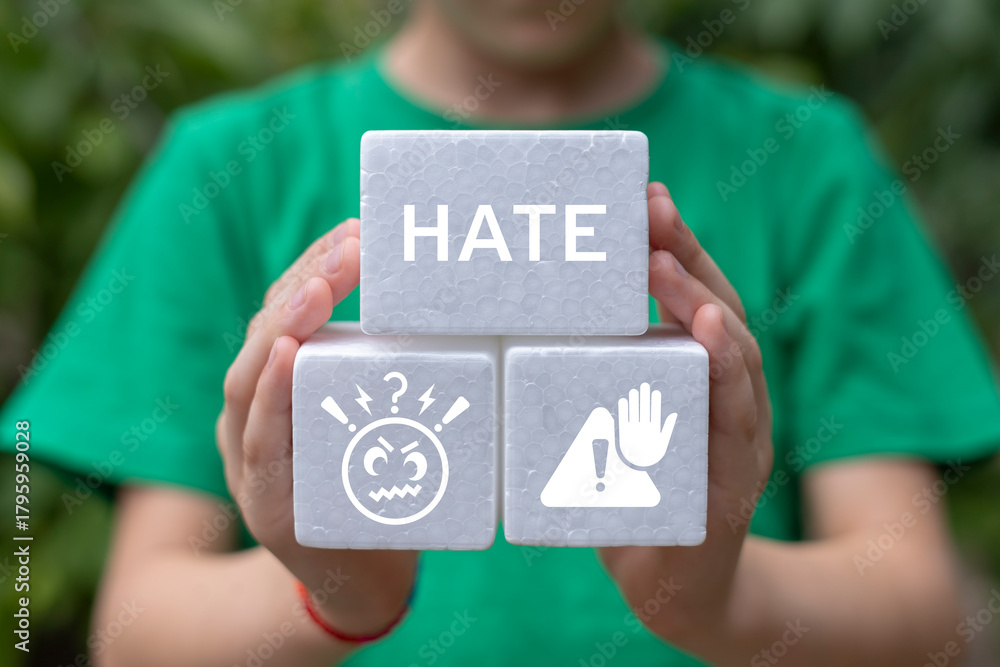 Ταπετσαρία Hate speech, incitement to hatred and bullying as forms of social pressure in school