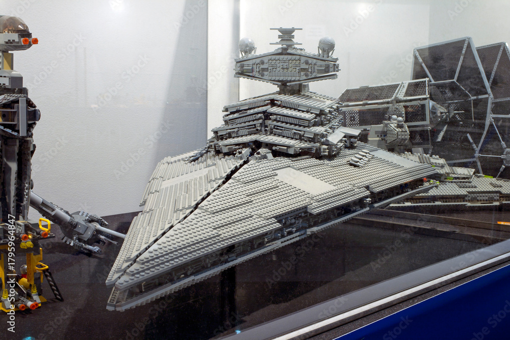 Fototapeta premium LEGO Star Wars Imperial Star Destroyer Model Display