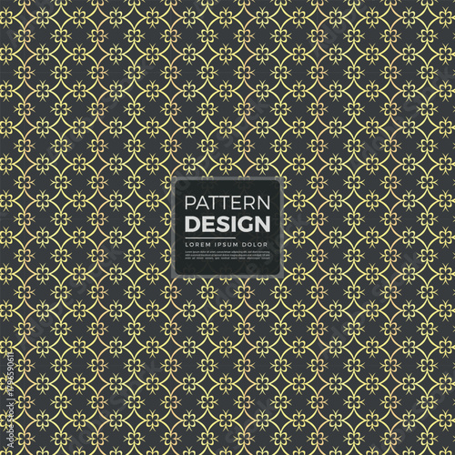 Dark gold quatrefoil