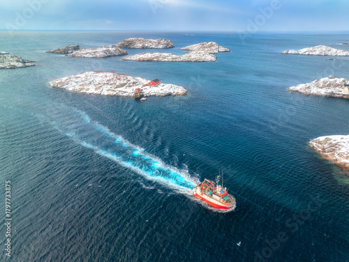 Aerial view of floating fis...