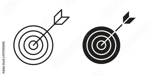 Bulls eye icon with editable stroke and flat vector pack