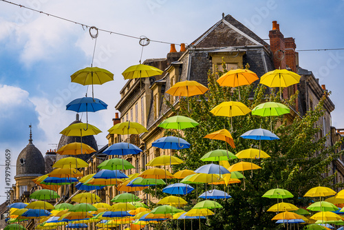 Fototapeta Naklejka Na Ścianę i Meble -  Dans les rues de Brive la Gaillarde en France