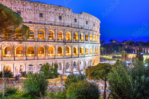 Canvas Print Rome, Italy with the Ancient Colosseum 1239